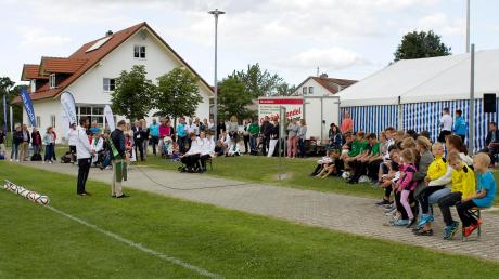 Die Jugendfußballgemeinschaft Lechrain feierte kürzlich ihr zehnjähriges Bestehen. 	 	