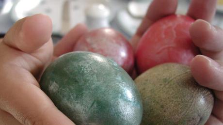 Seit dem Josefi-Tag darf nach überliefertem Brauch der Osterhase legen. Für Kinder eine besondere Freude, wenn das Ei noch warm ist. 