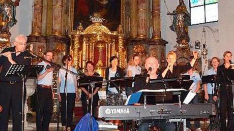 Das Ensemble Entzücklika trat in der Wittislinger Pfarrkirche auf. Der Erlös des Konzertes kommt den Schwestern in Maria Medingen zugute.