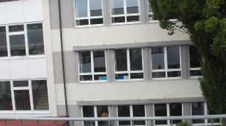 Die Höchstädter Grundschule soll auch das 1. Obergeschoss an die Berufsschule abgeben. Dies sorgt gegenwärtig in Höchstädt für Wirbel. 