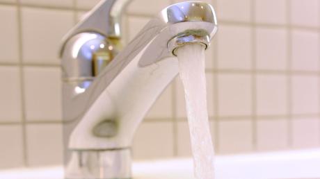 Mit Beginn des nächsten Jahres werden die Verbraucher in Gundelfingen für den Kubikmeter Wasser zehn Cent mehr bezahlen müssen als bisher. 
