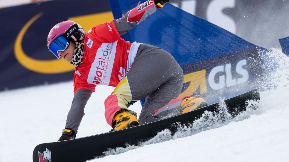 #Snowboard-Weltcup: Hofmeister wird Dritte in Italien – Baumeister Vierter
