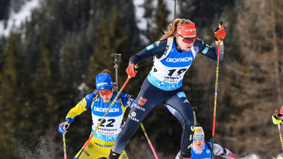 #Biathlon-Staffeln jeweils auf Platz drei