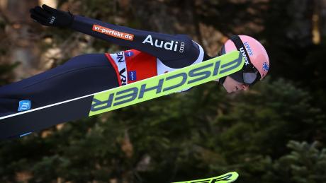 Skispringen Weltcup 2023/24 der Männer: Übertragung im TV und Stream.