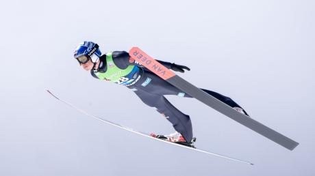 Die deutschen Skispringer um Andreas Wellinger flogen beim Saisonabschluss hinterher.
