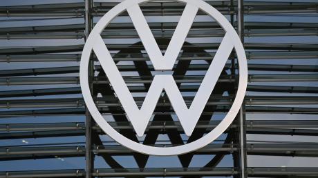 Die VW-Spitze rechnet - wenn es gut läuft - für 2022 mit einer höheren Ertragskraft und mehr Umsatz.