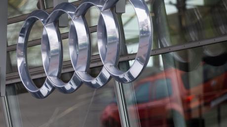 2021 hatte Audi wegen fehlender Halbleiter wie im Vorjahr nur 1,7 Millionen Autos verkauft, aber ein Rekordergebnis von 5,5 Milliarden Euro erzielt.