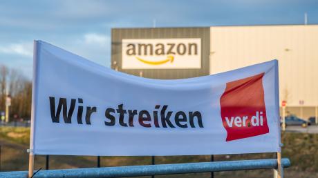 Immer wieder kommt es zu Streikaufrufen der Gewerkschaft bei Amazon.