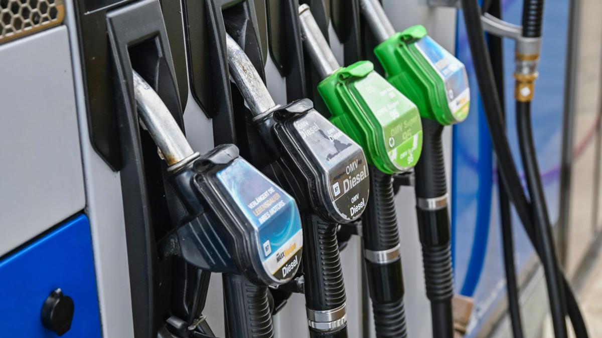 #Energie: ADAC: Spritpreise steigen schon vor Tankrabatt-Ende