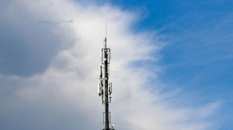 Ausbaupflicht: Haben die Netzbetreiber Deutsche Telekom, Vodafone und Telefónica (O2) alle Zusagen eingehalten?