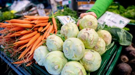 Gemüse und Obst, aber noch viele andere Dinge gibt es künftig wieder beim Wochenmarkt in Altenstadt.