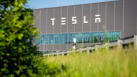 Gemeindevertreter von Grünheide hatten am Donnerstagabend einen Bebauungsplan beschlossen, der den Weg für eine Erweiterung des Tesla-Werkes freimacht.