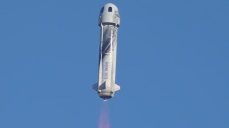Eine Rakete des Typs "New Shepard" von Blue Origin