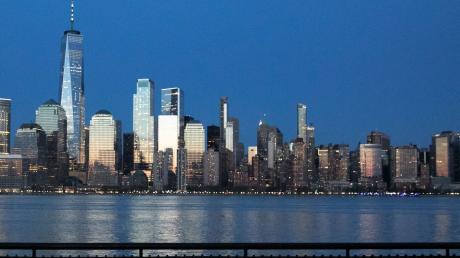 Die Skyline von Manhattan. New York könnte künftig stärker von Überflutungen betroffen sein als andere Küstenstädte.